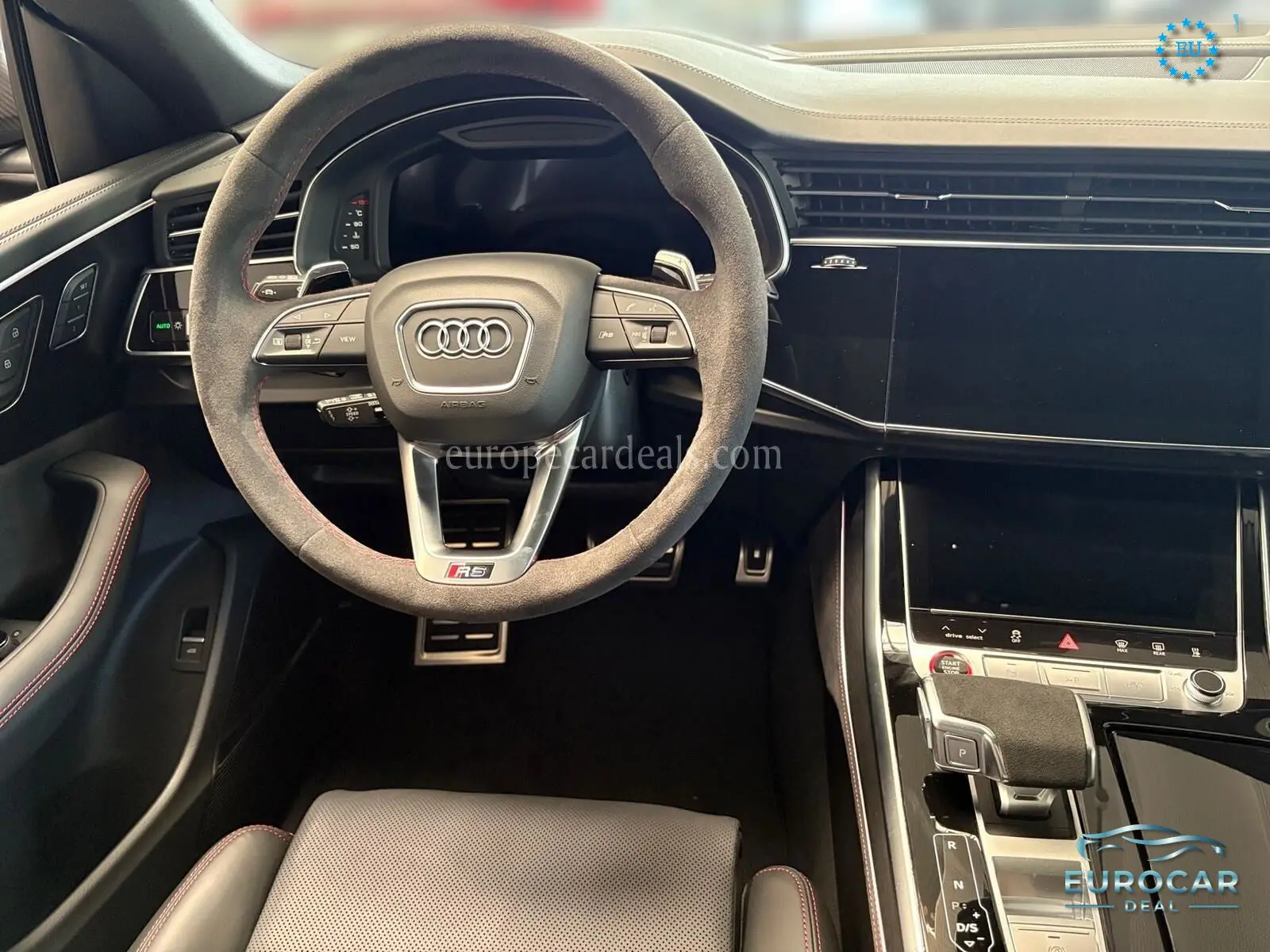 Audi RSQ8
