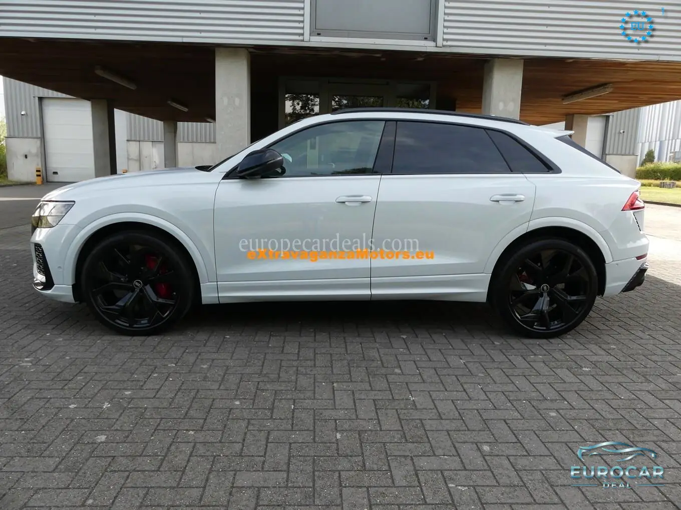 Audi RSQ8