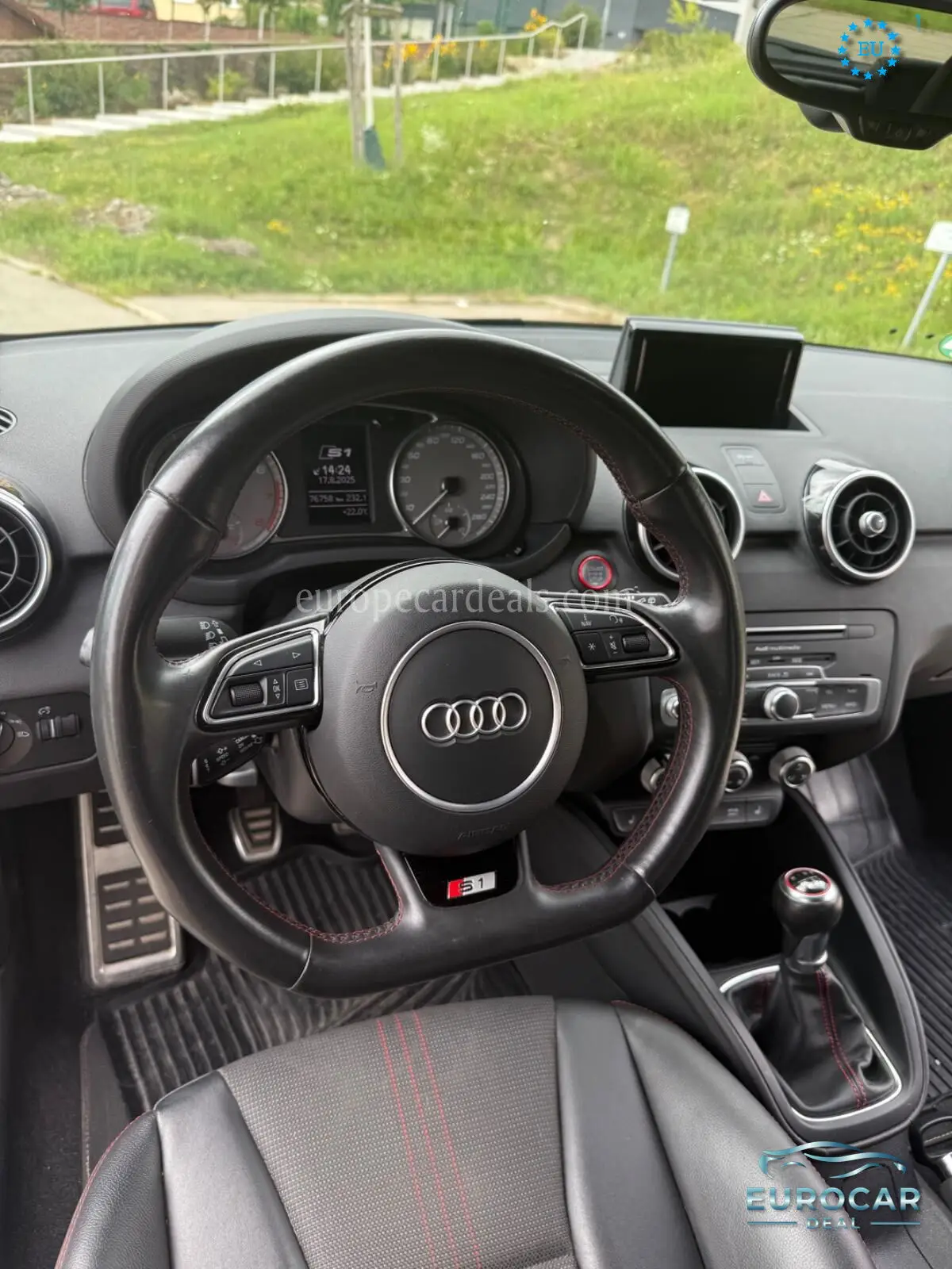 Audi S1