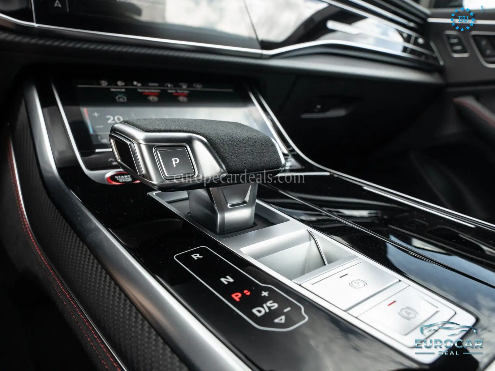 Audi RSQ8