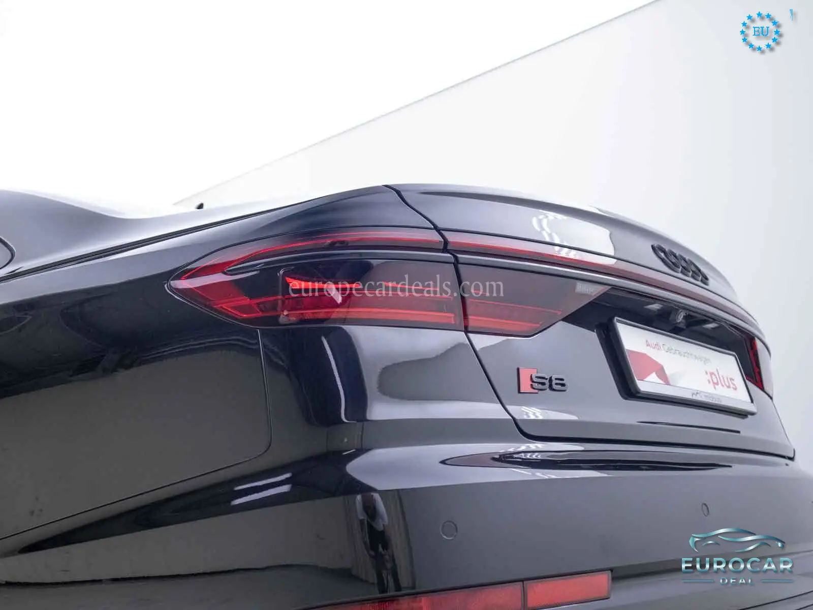 Audi S8