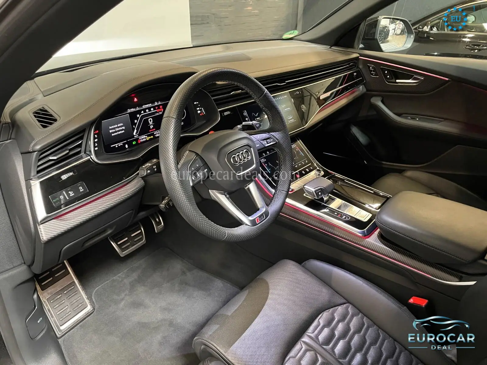 Audi RSQ8