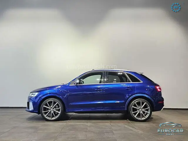 Audi RSQ3