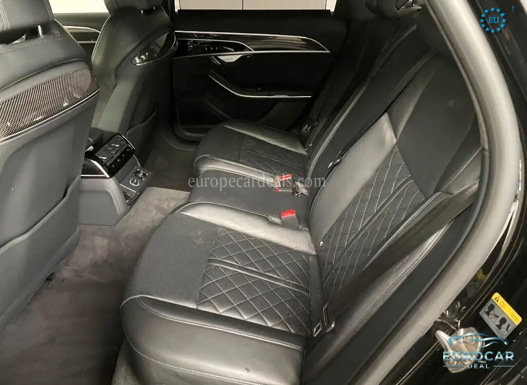 Audi S8