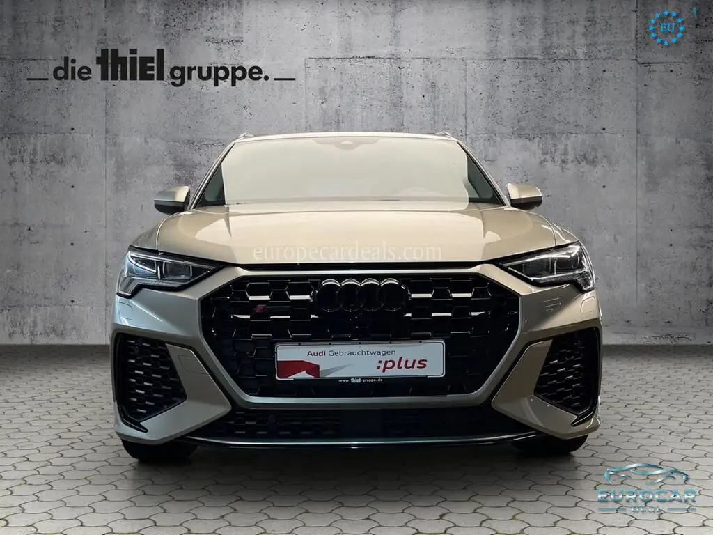 Audi RSQ3