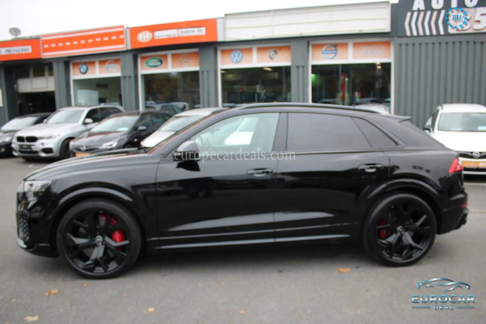 Audi RSQ8