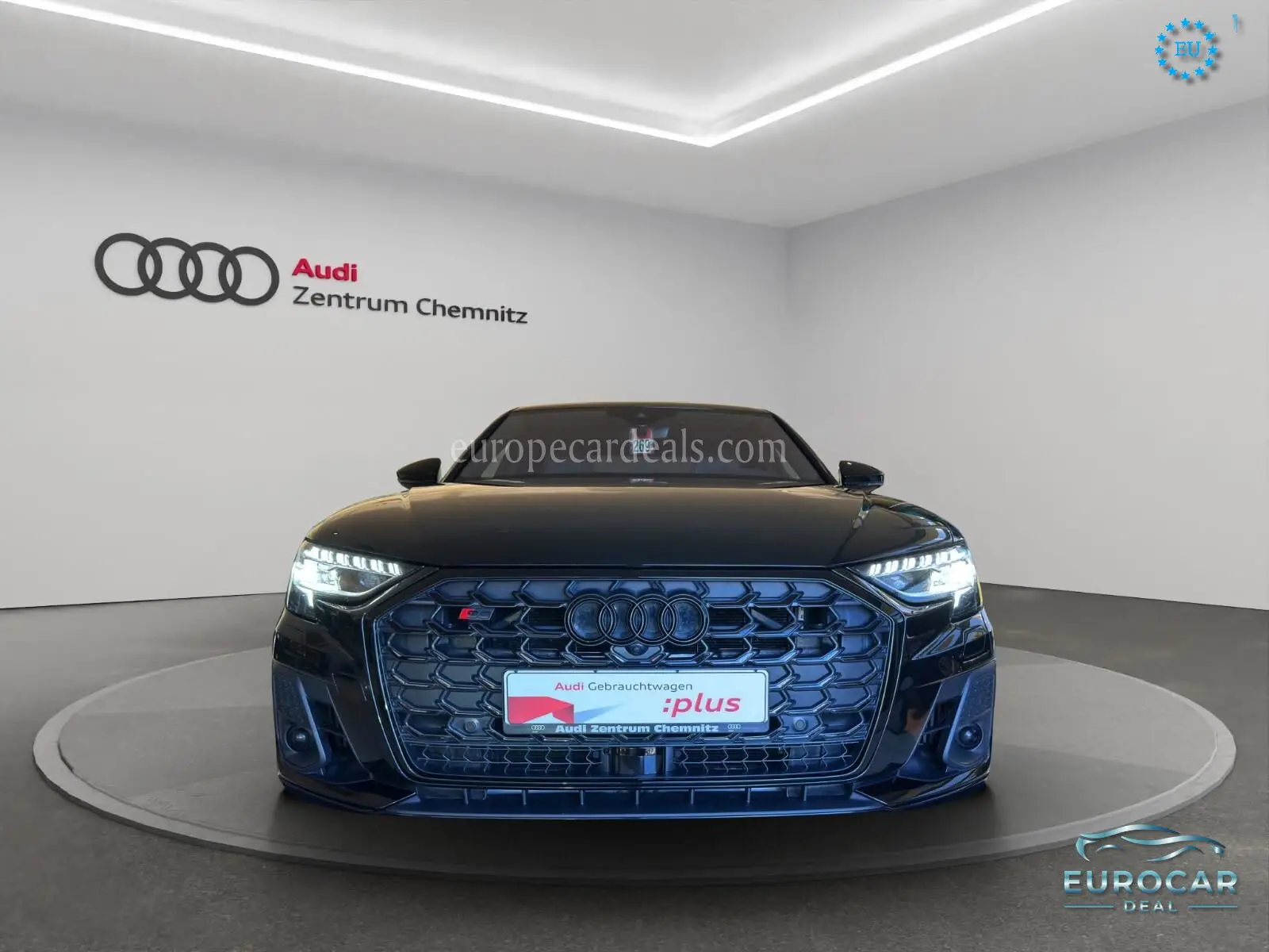 Audi S8