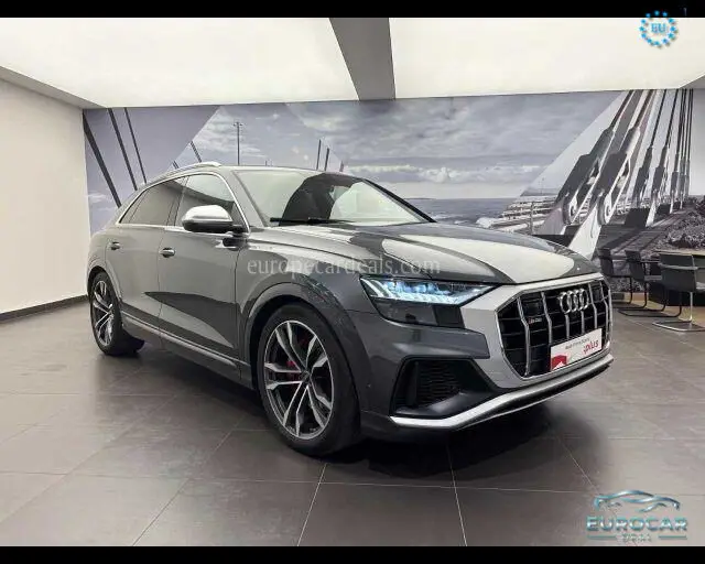 Audi Q8