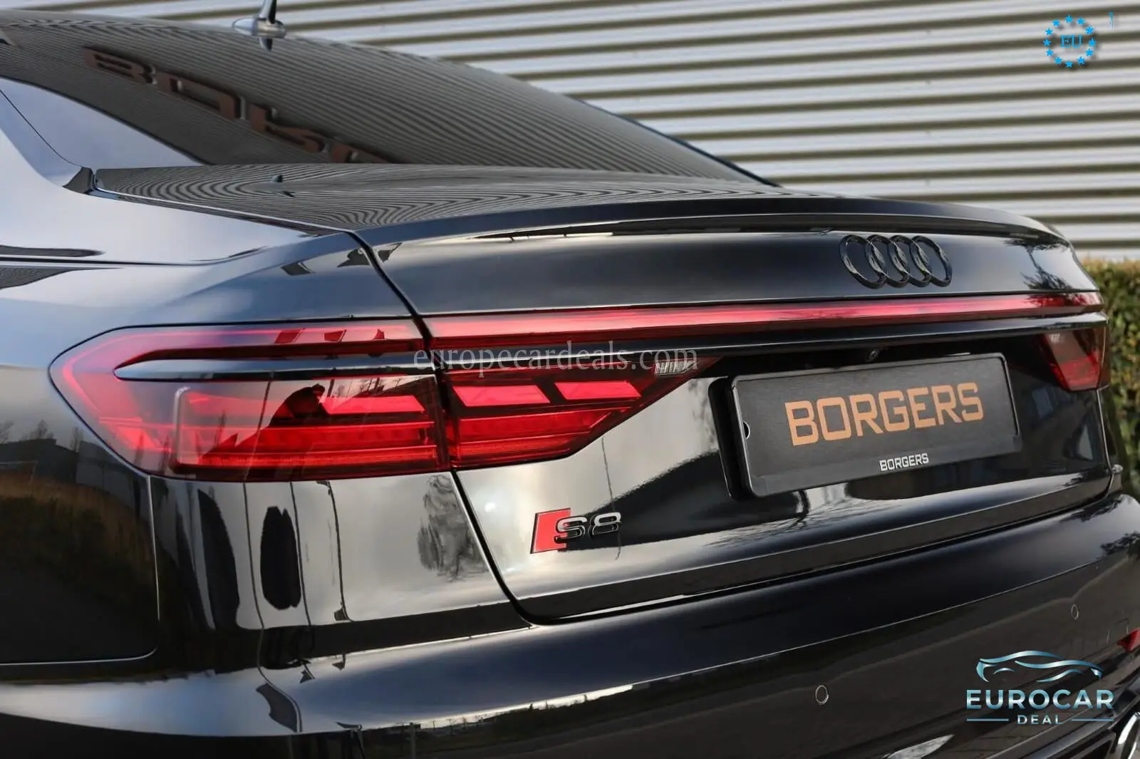 Audi S8