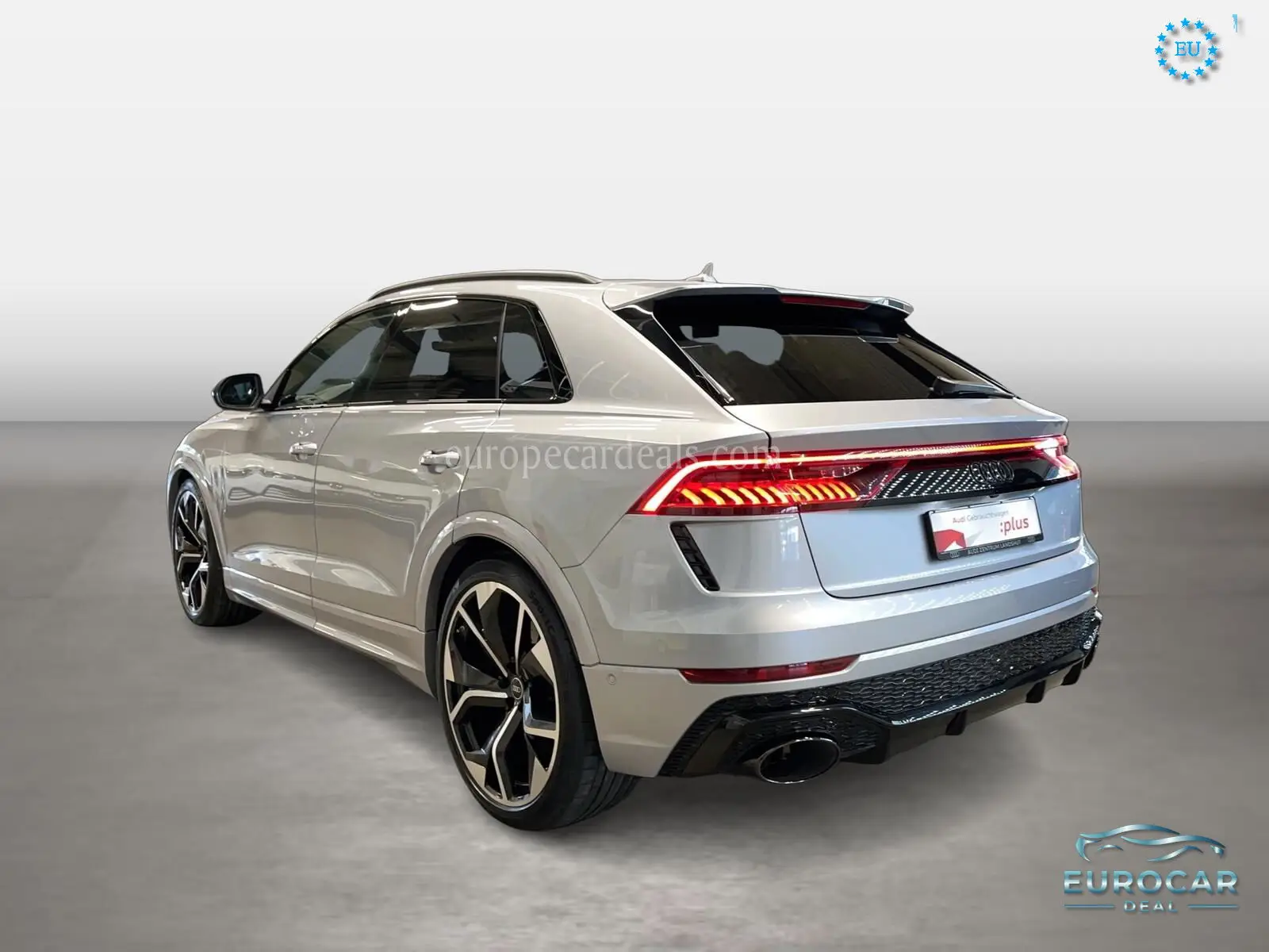 Audi RSQ8