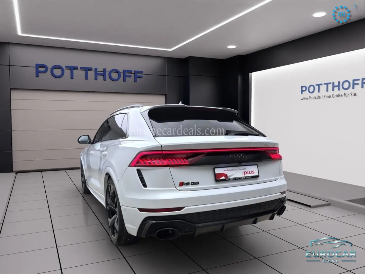 Audi RSQ8