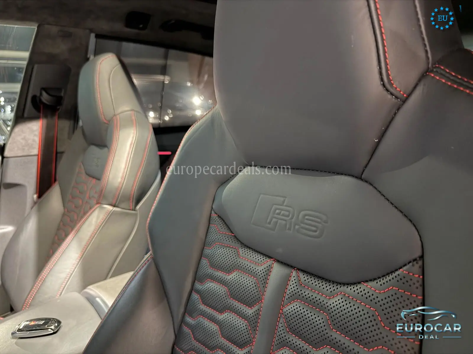 Audi RSQ8