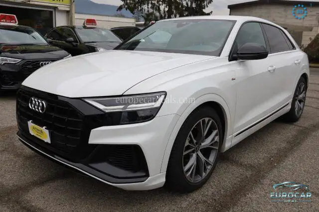 Audi Q8
