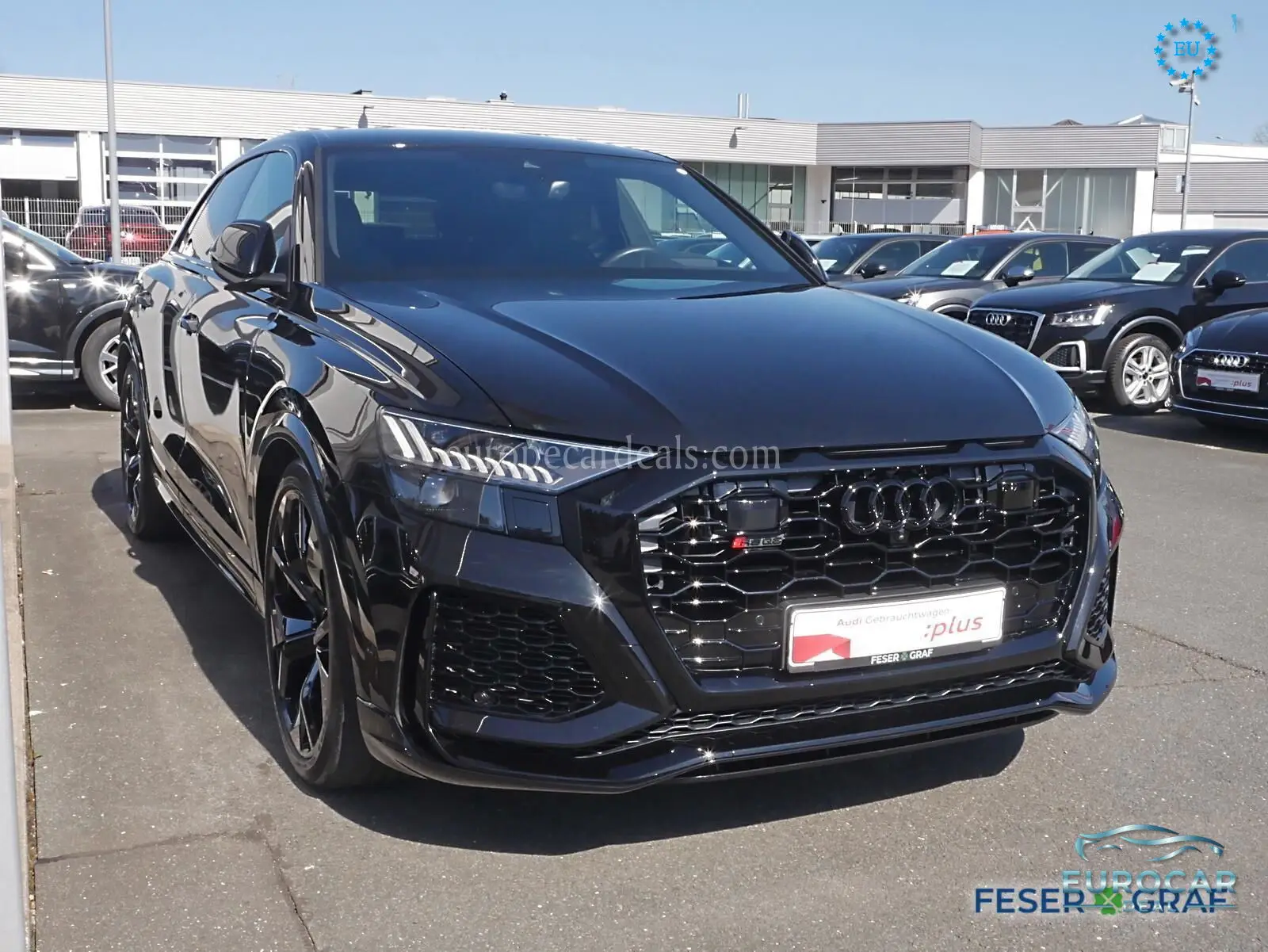 Audi RSQ8