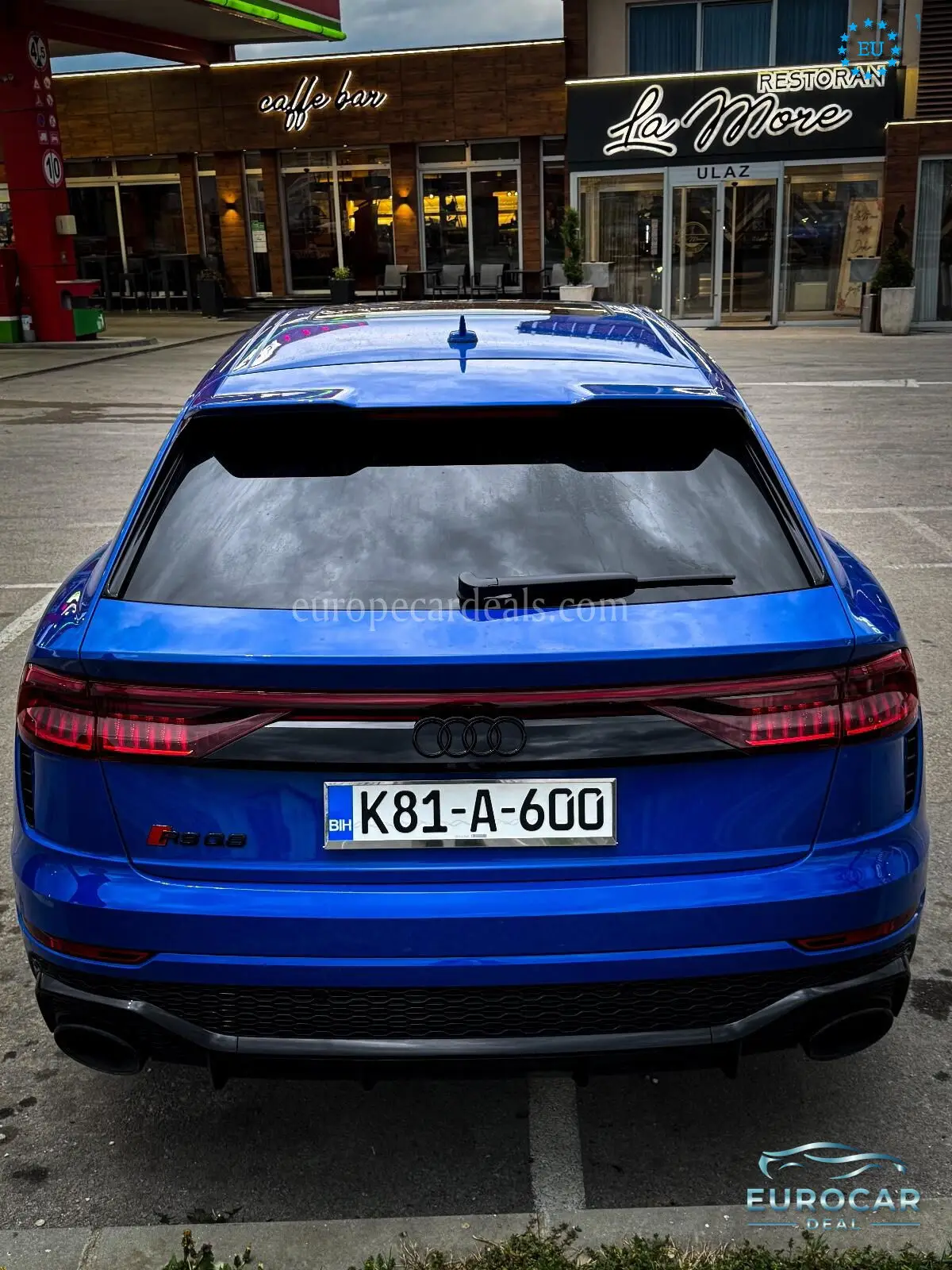 Audi RSQ8