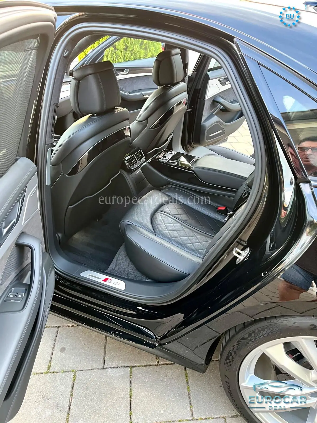Audi S8