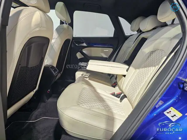 Audi RSQ3