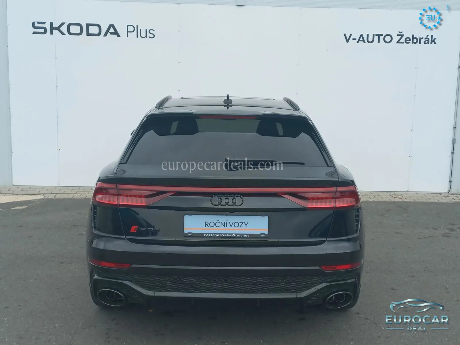 Audi RSQ8