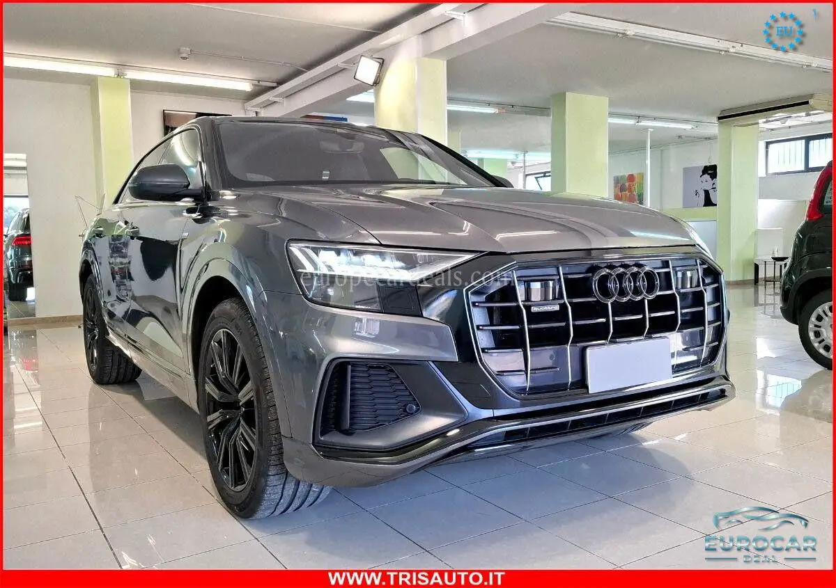 Audi Q8