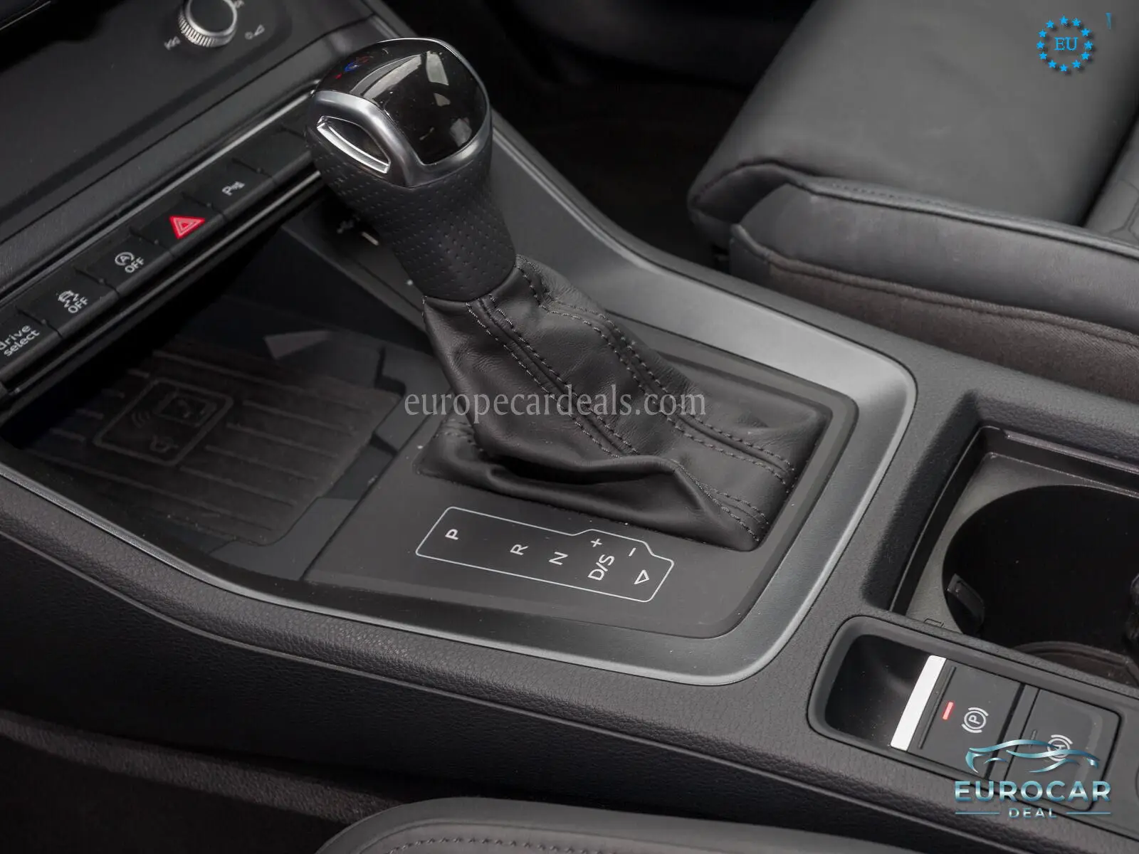 Audi RSQ3