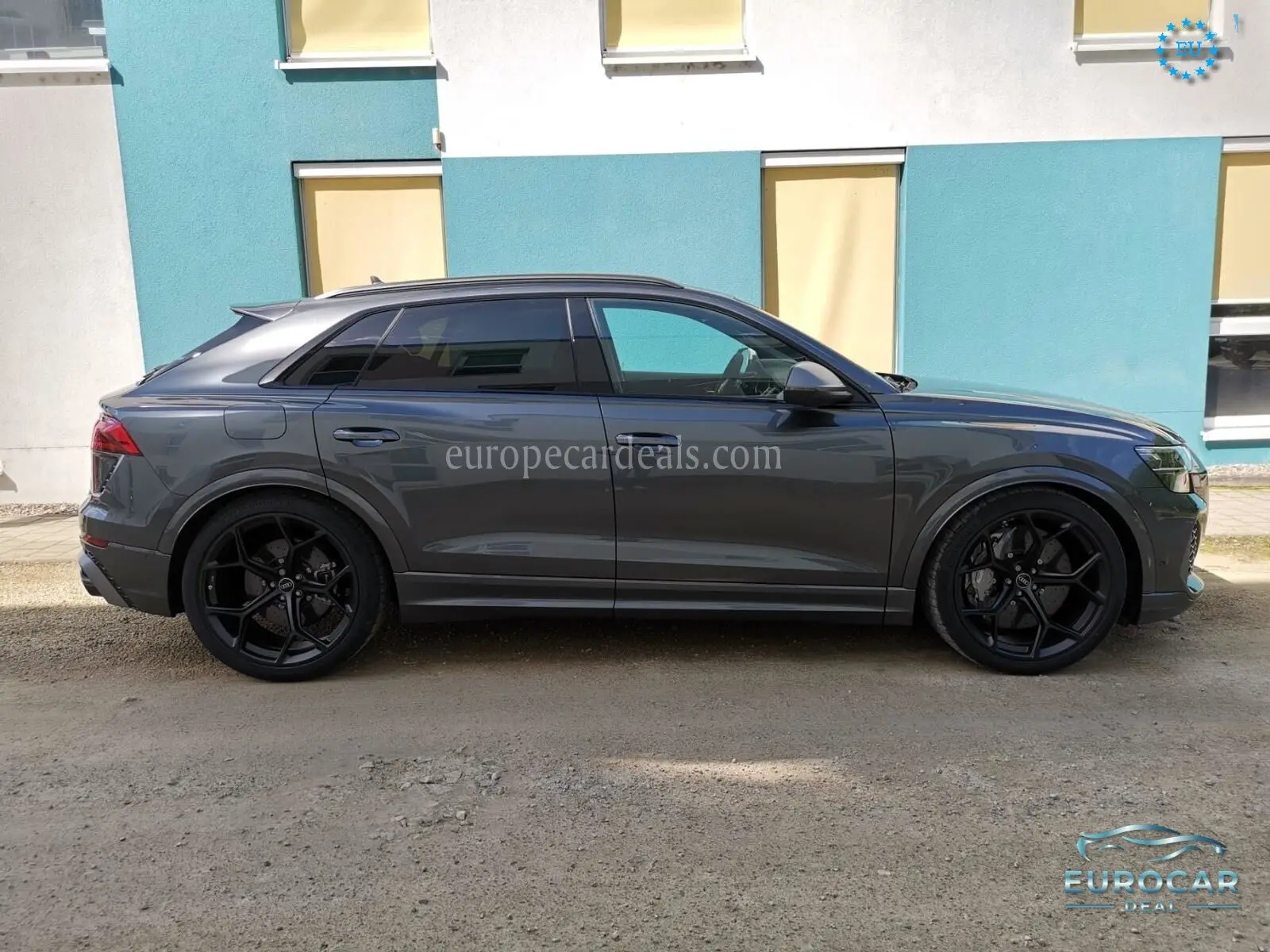 Audi RSQ8