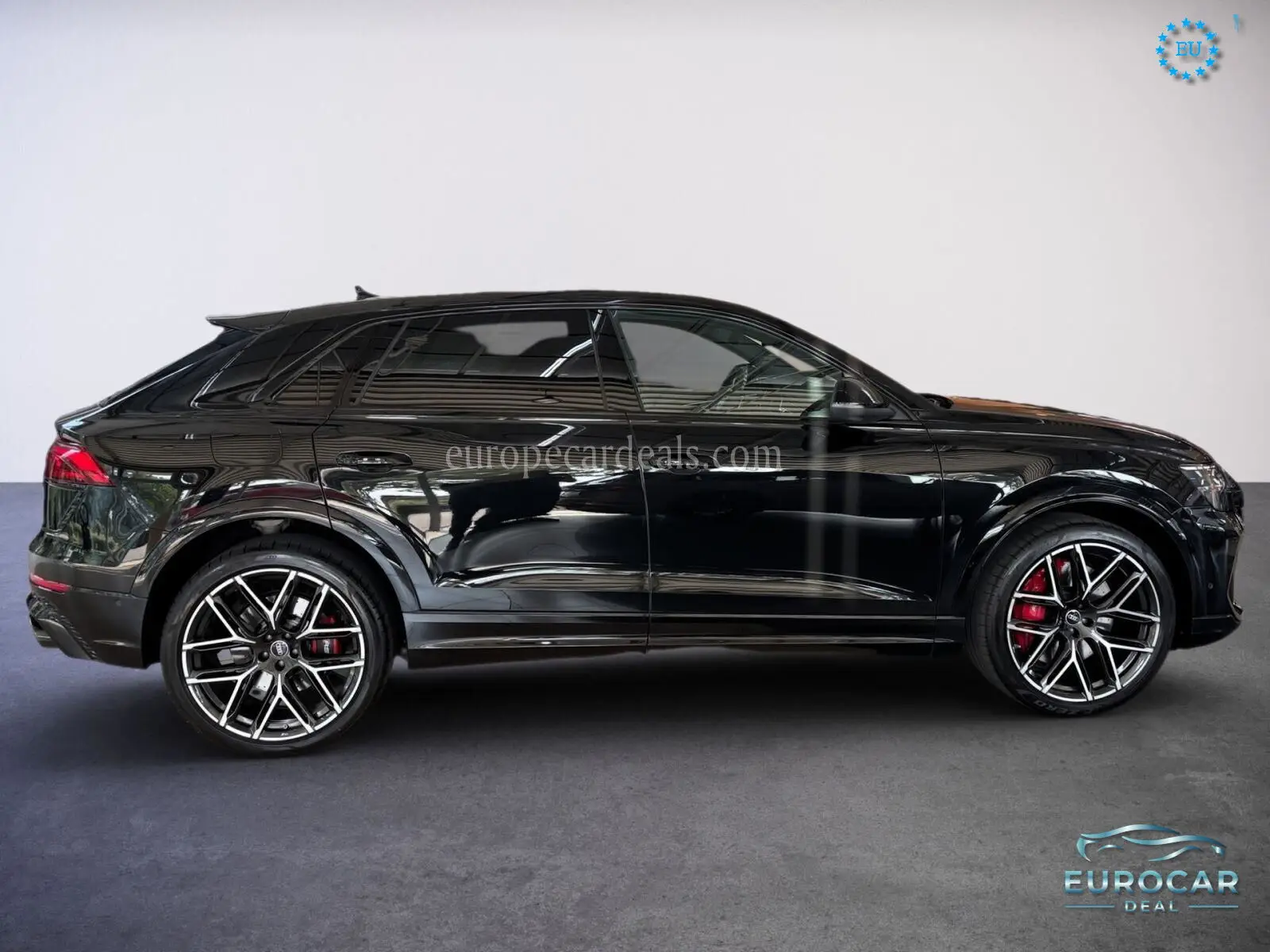Audi RSQ8
