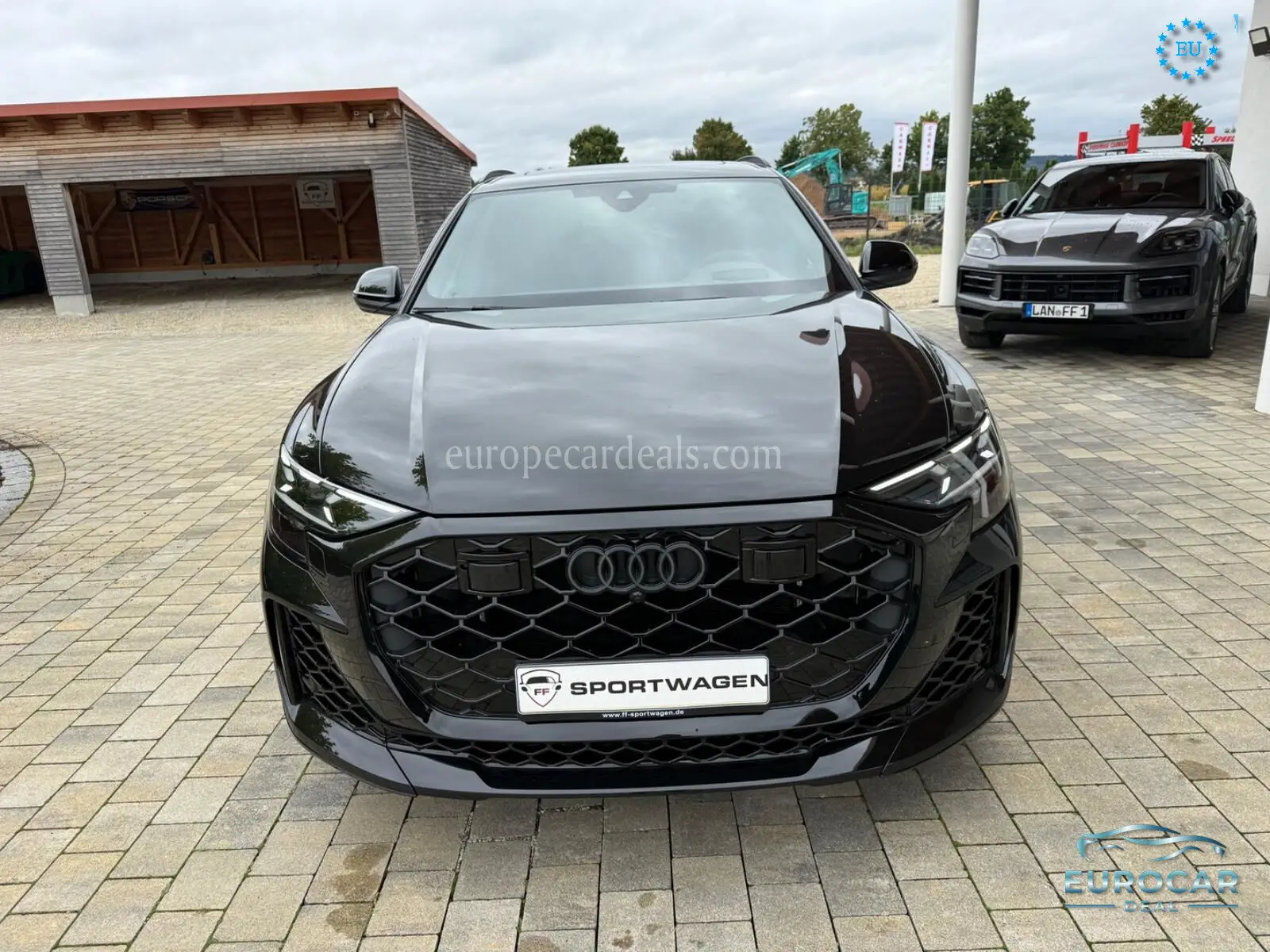 Audi RSQ8