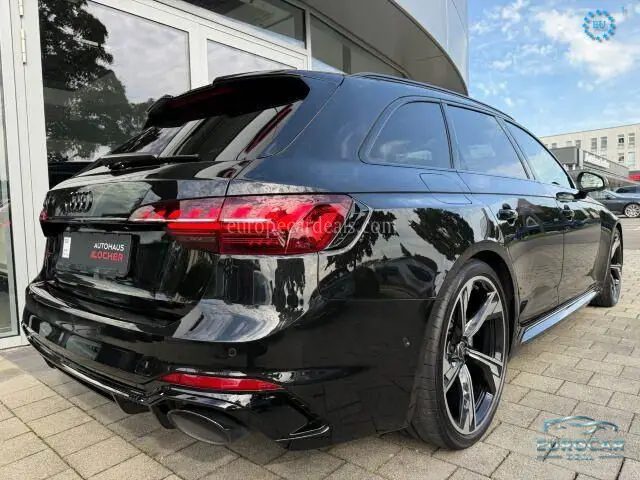 Audi RS4