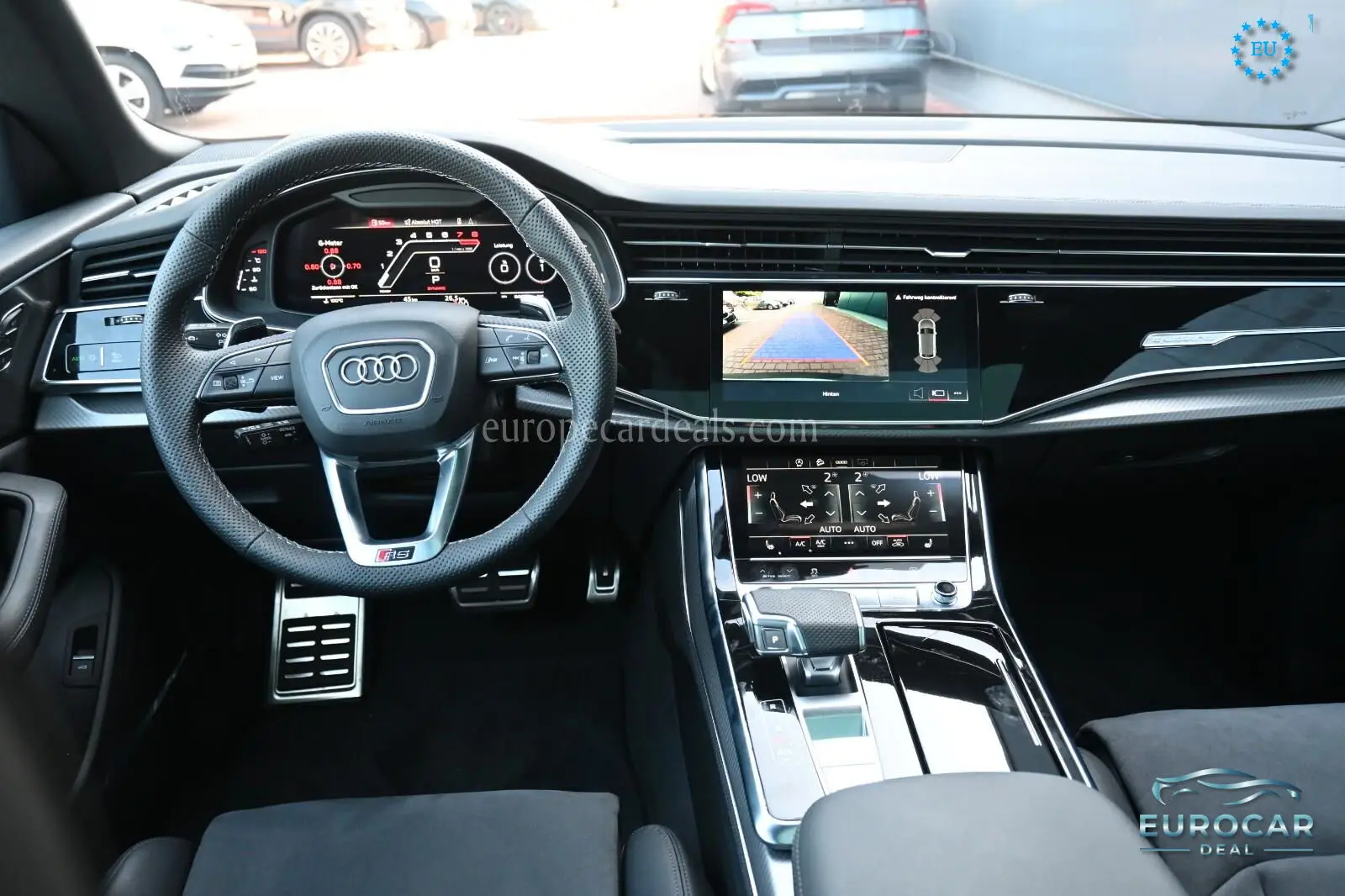 Audi RSQ8