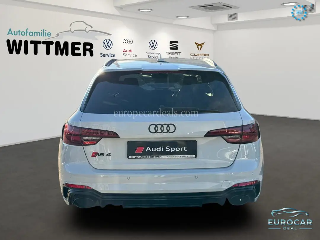 Audi RS4