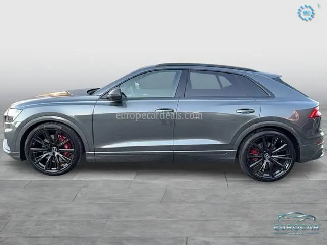 Audi SQ8