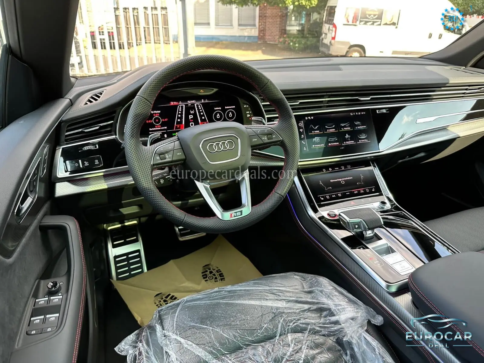 Audi RSQ8