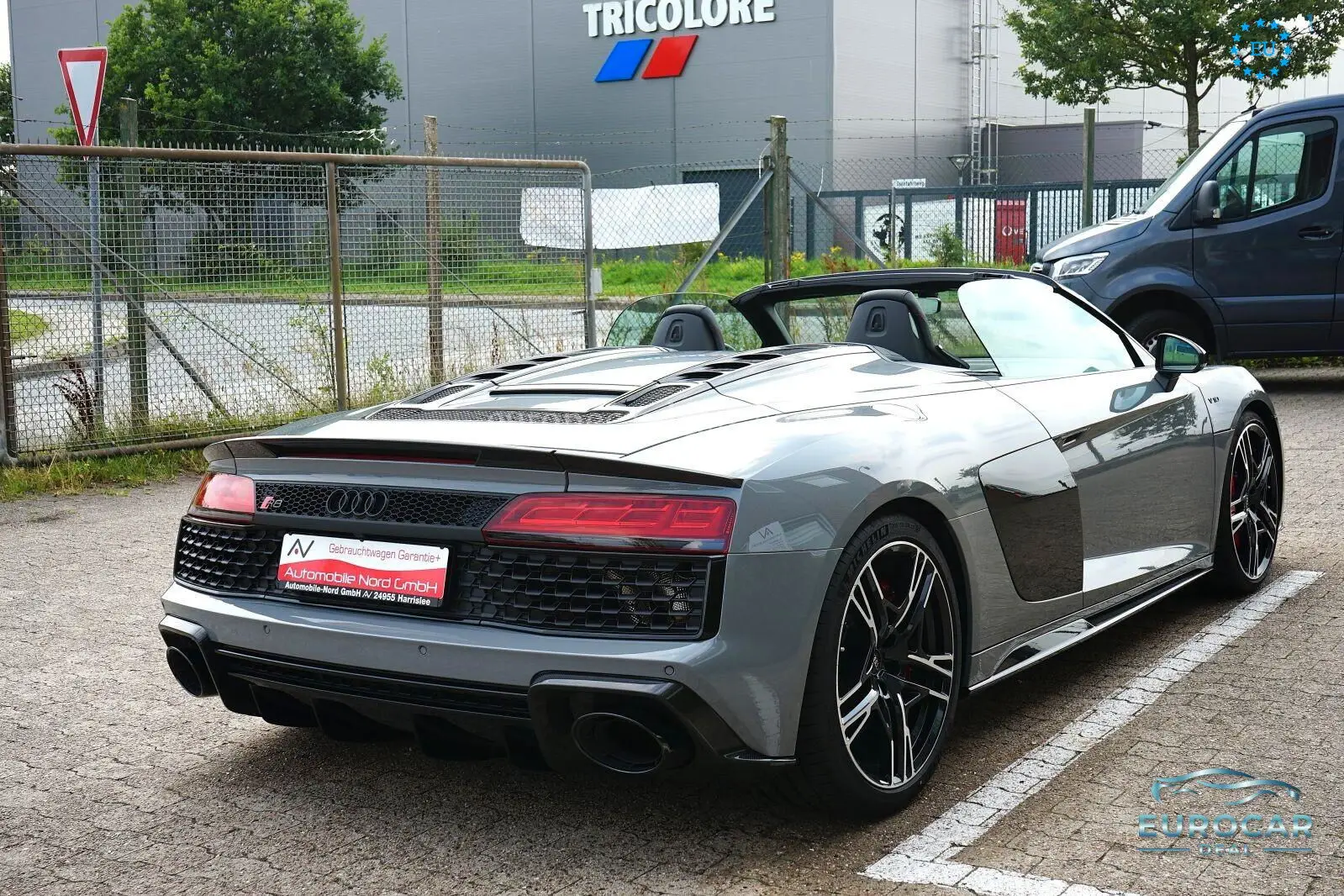 Audi R8