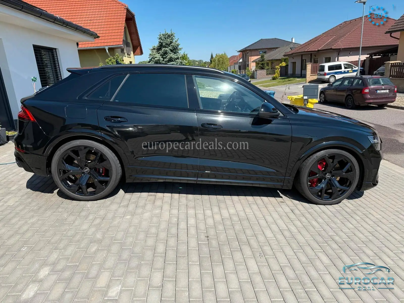 Audi RSQ8