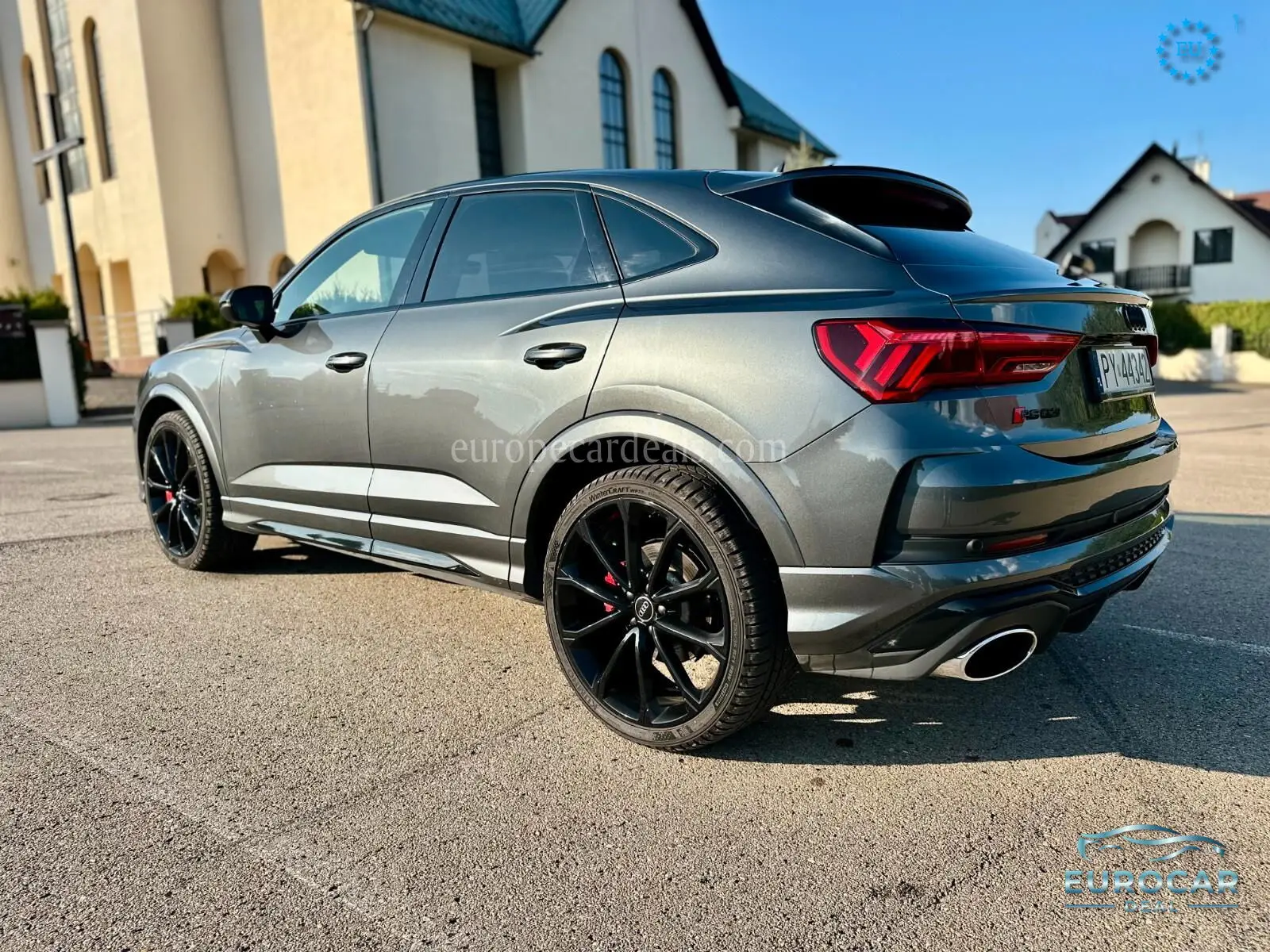 Audi RSQ3