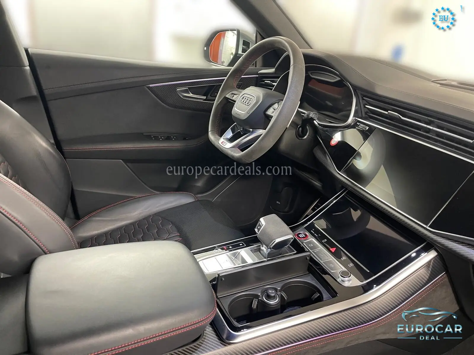 Audi RSQ8