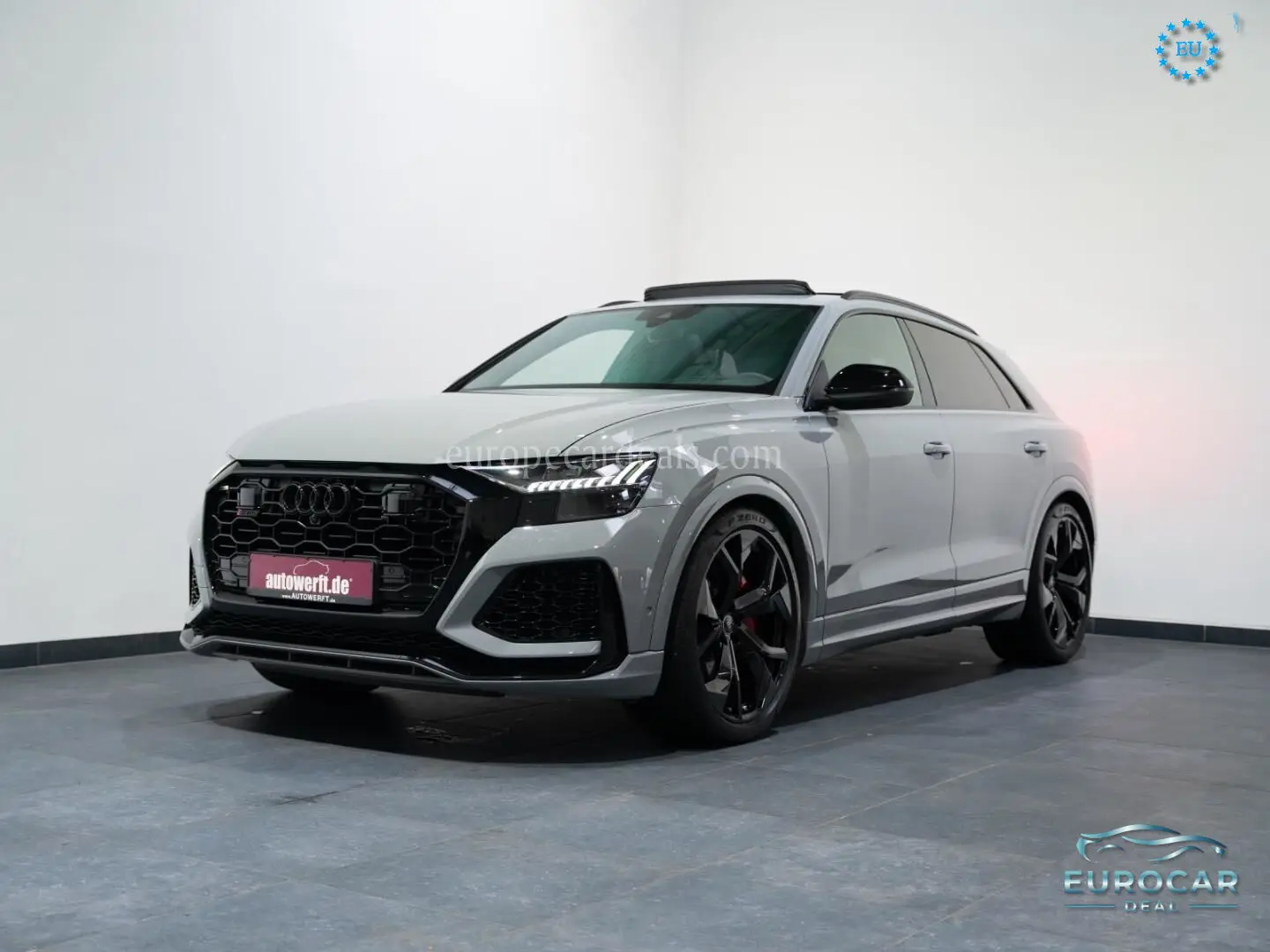Audi RSQ8