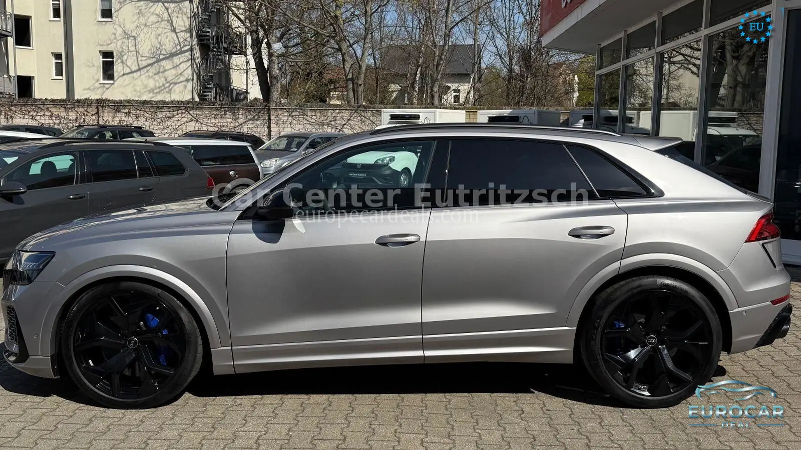 Audi RSQ8