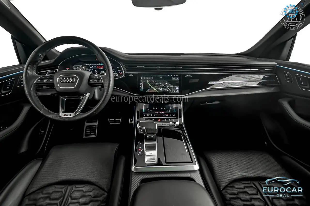 Audi RSQ8