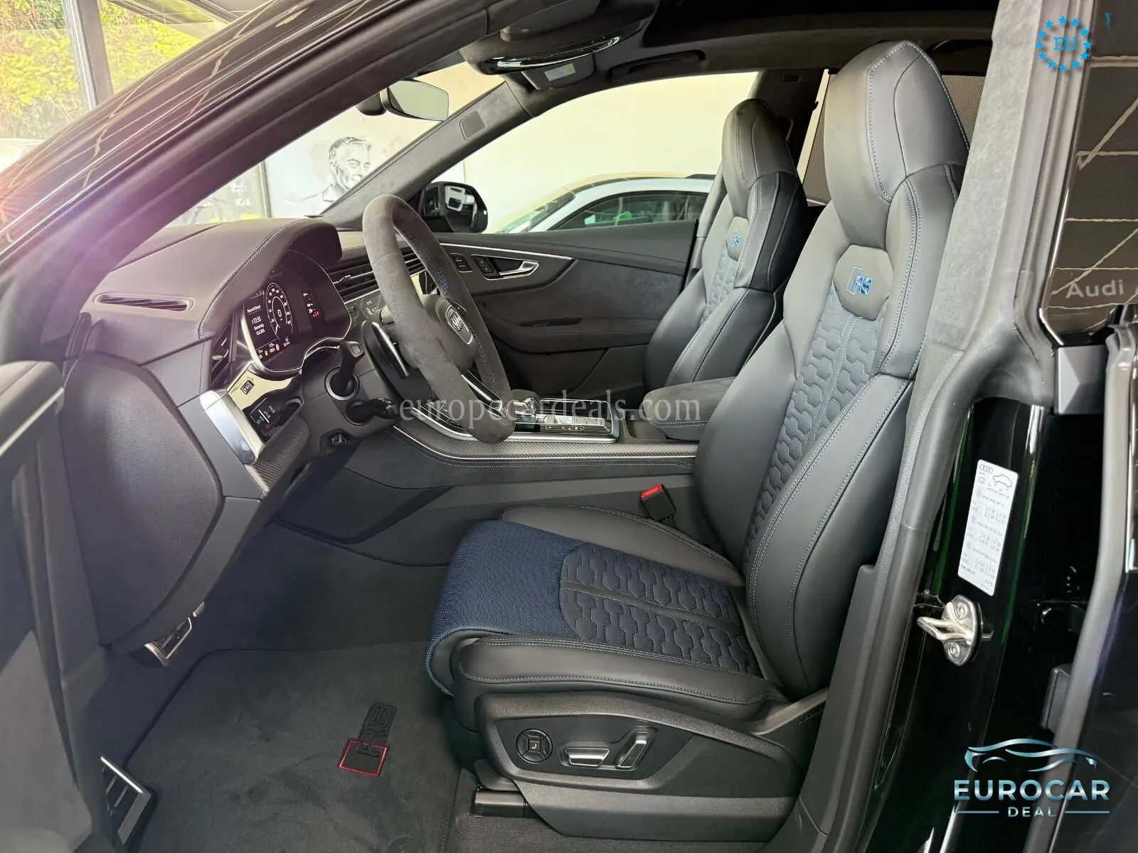 Audi RSQ8