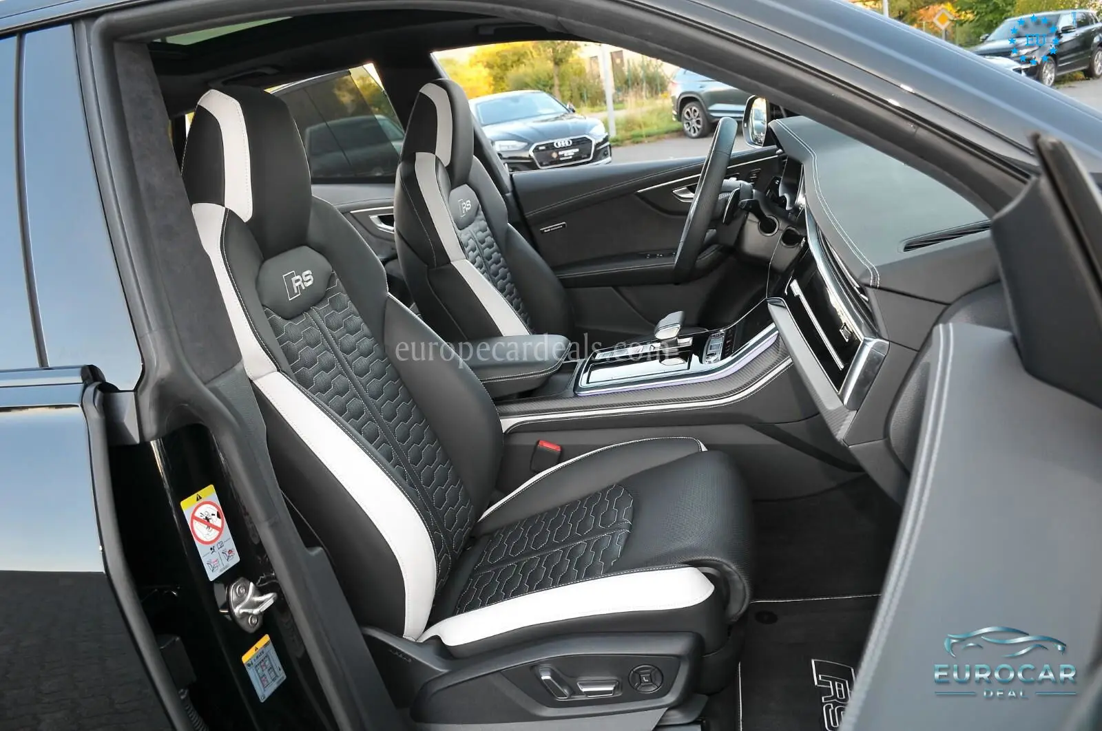 Audi RSQ8