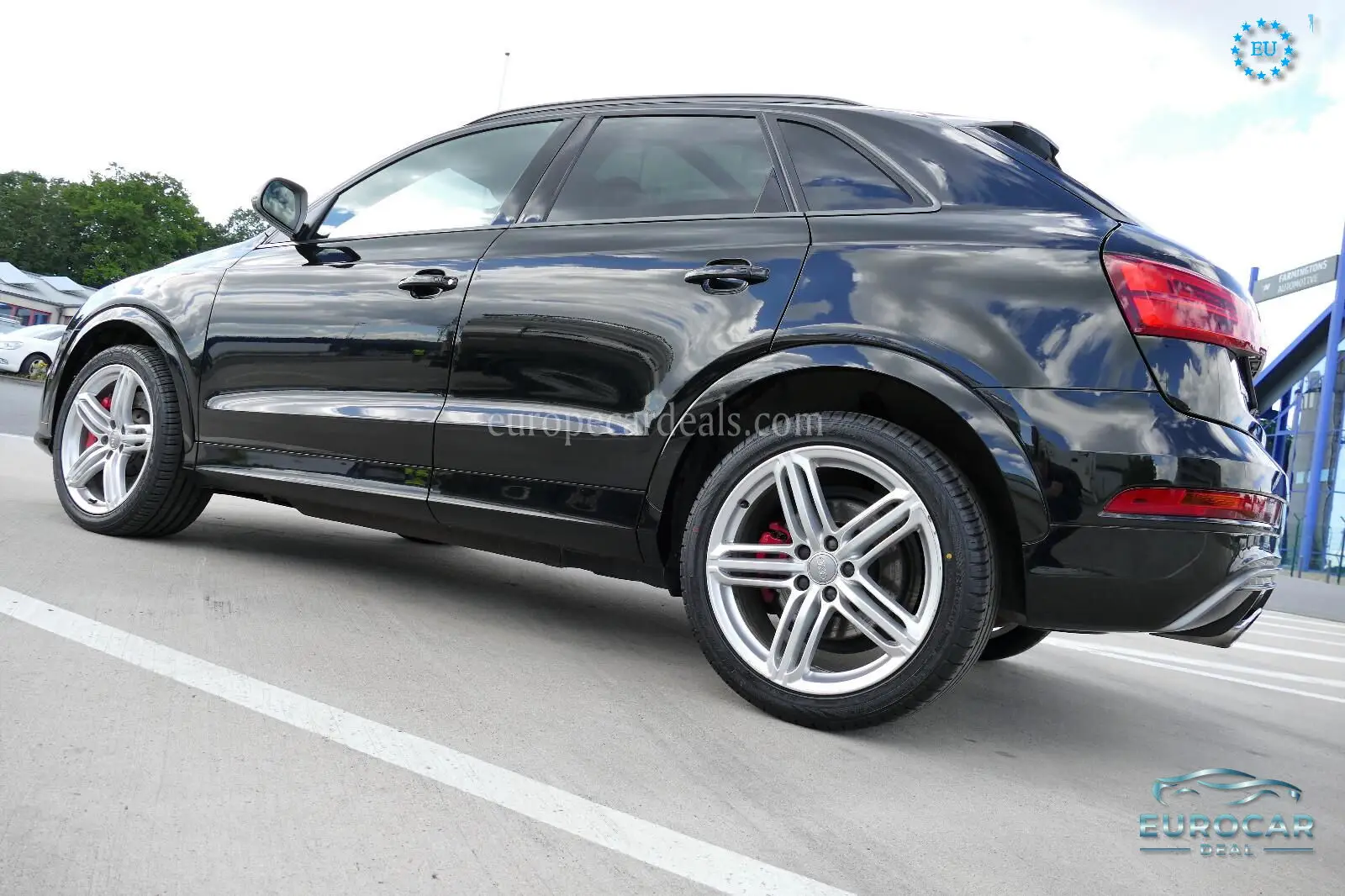 Audi RSQ3