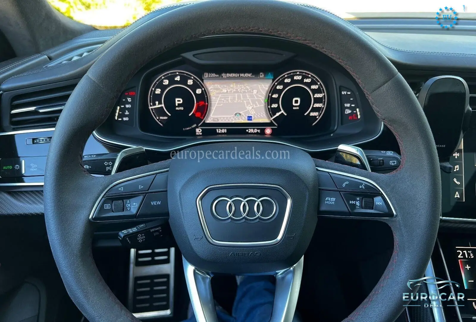 Audi RSQ8