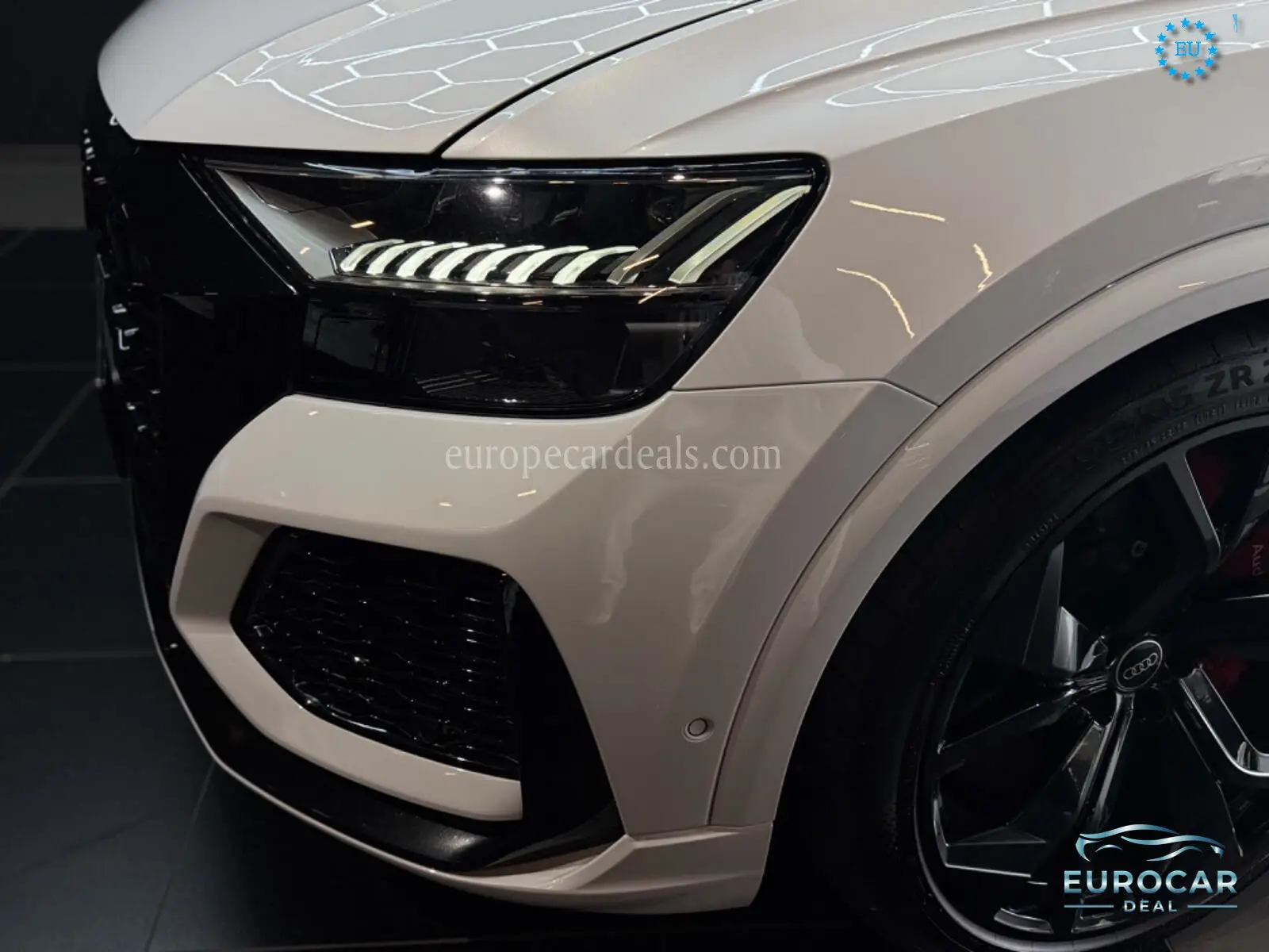 Audi RSQ8