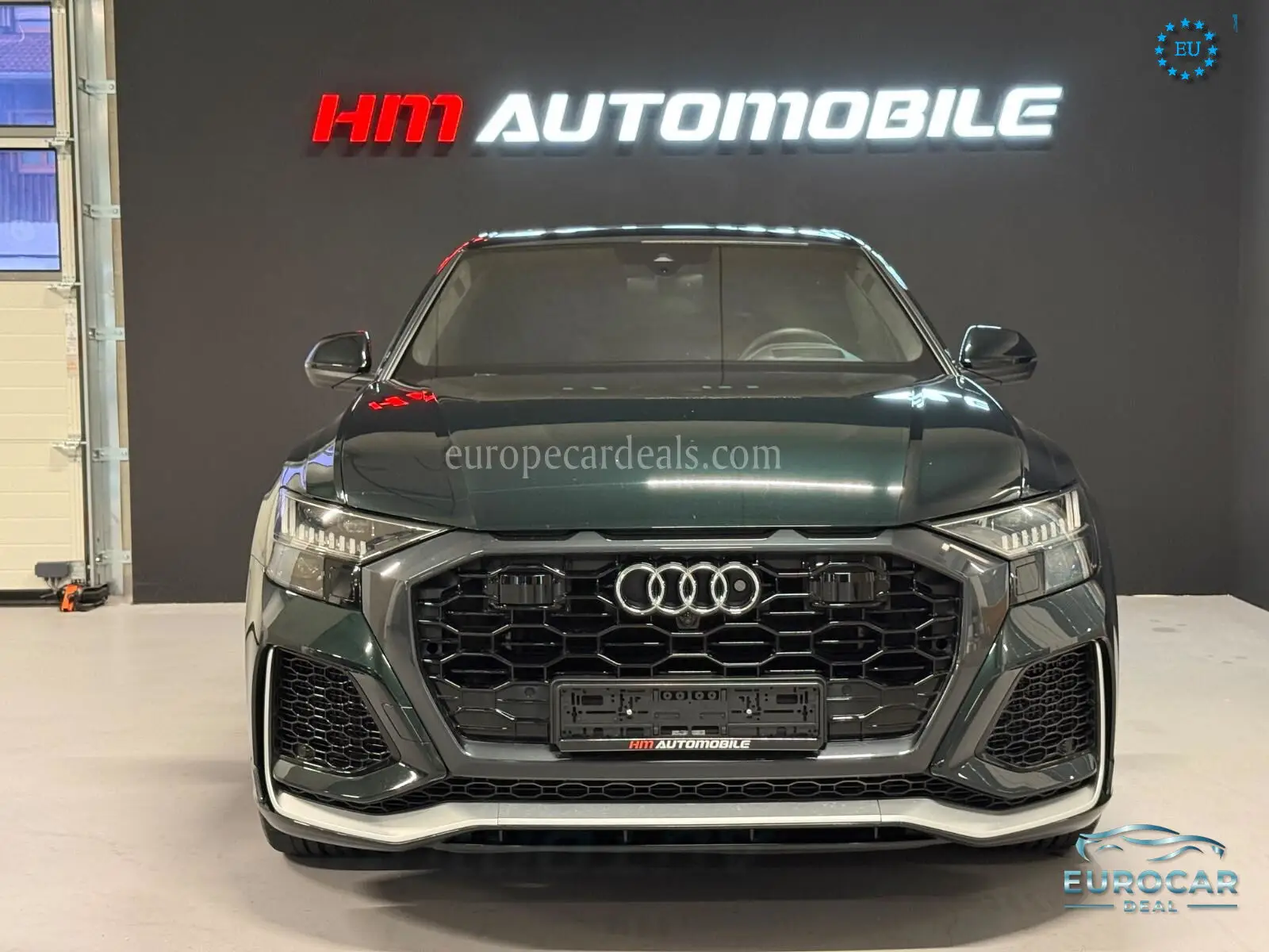 Audi RSQ8