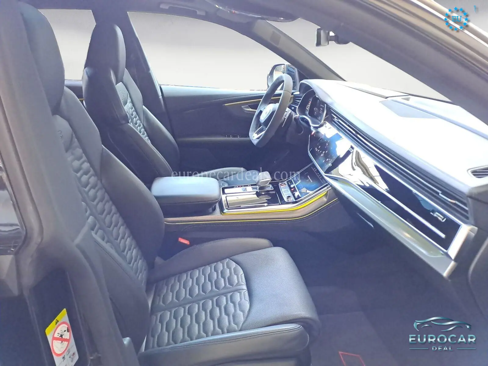 Audi RSQ8