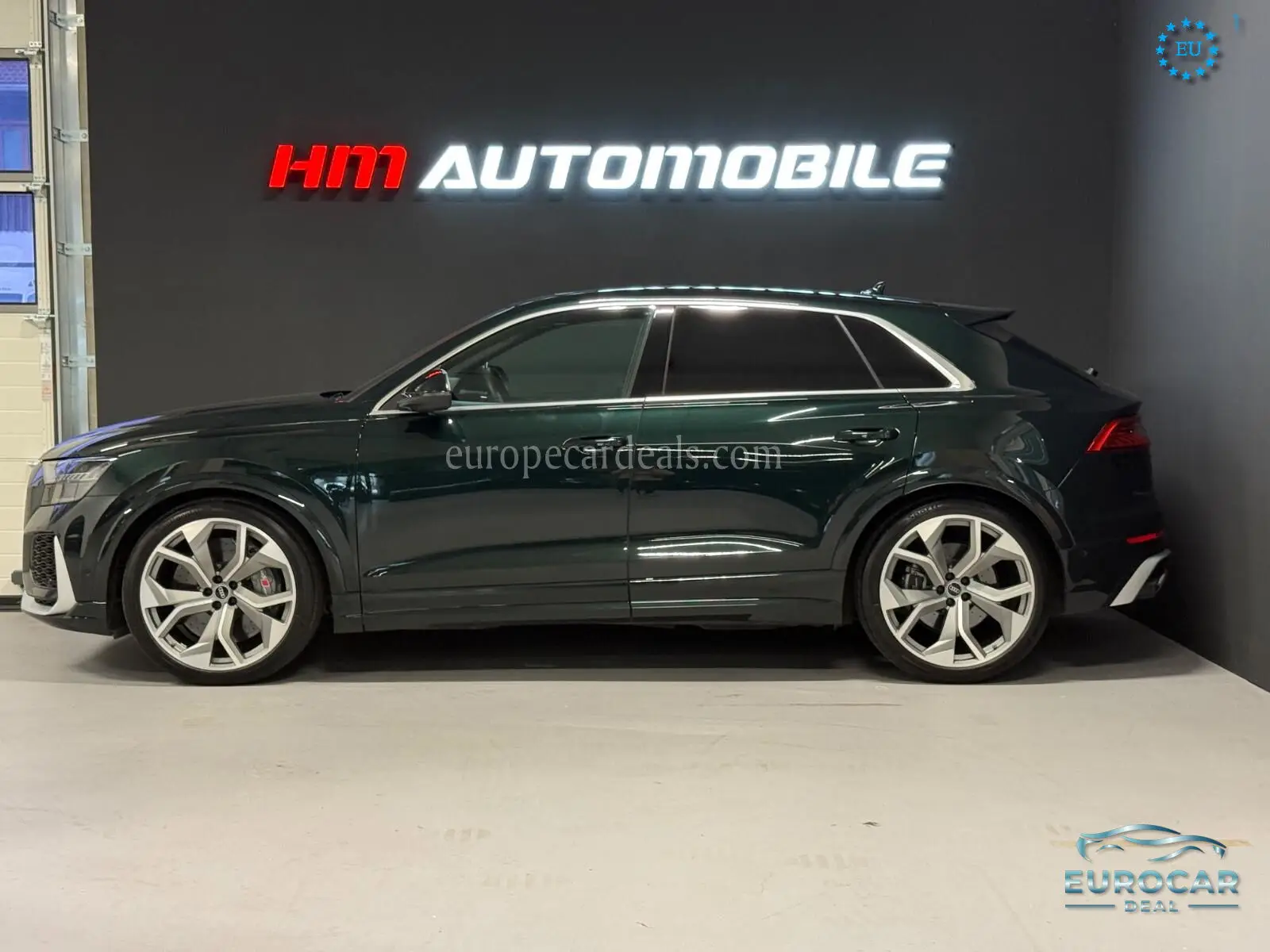 Audi RSQ8