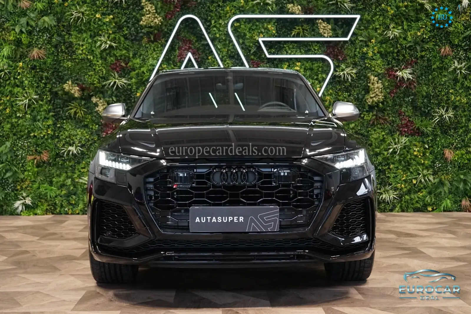 Audi RSQ8