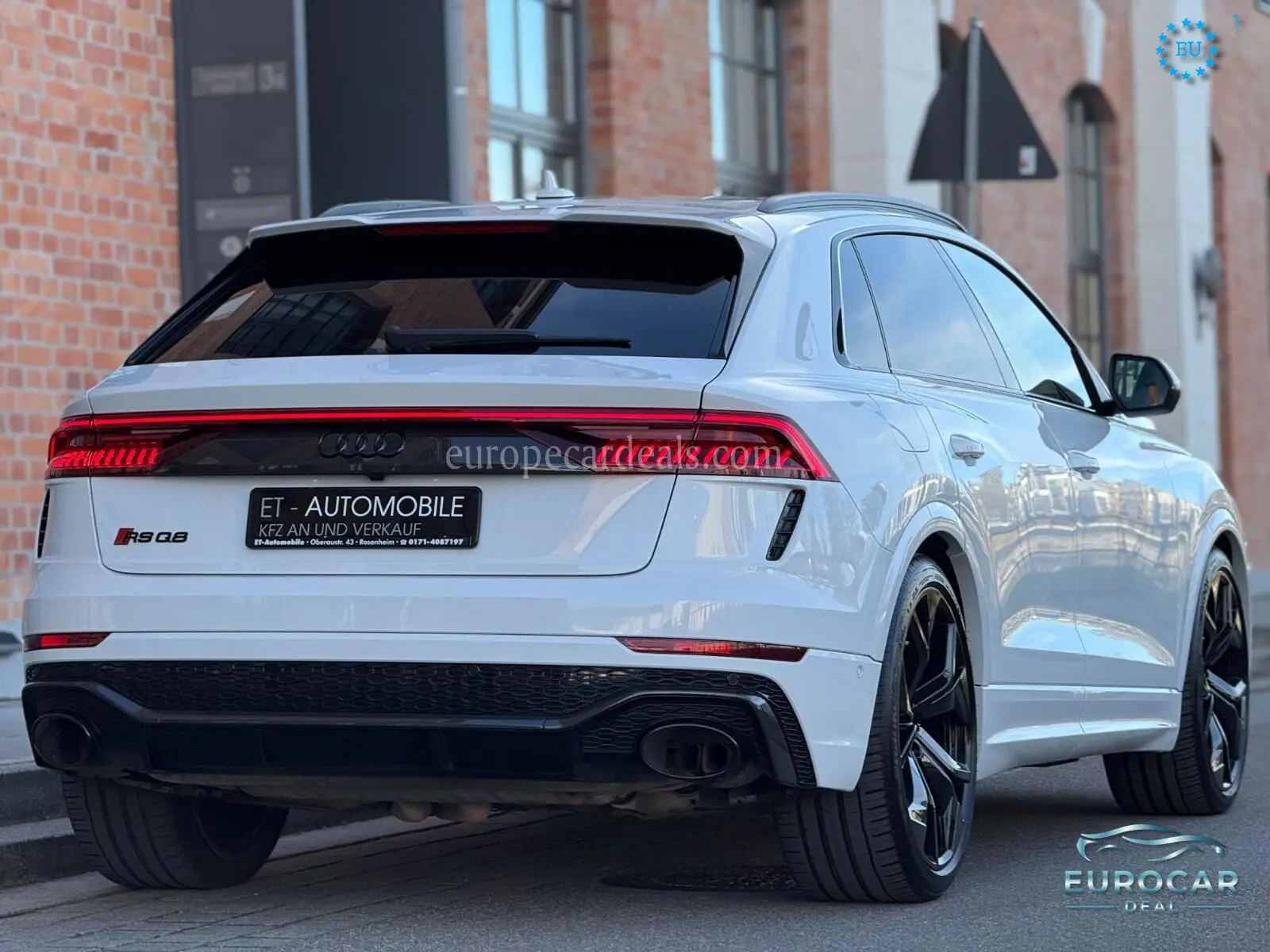 Audi RSQ8