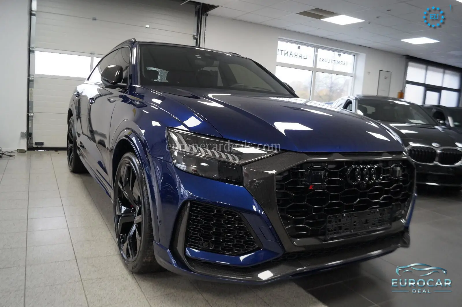 Audi RSQ8
